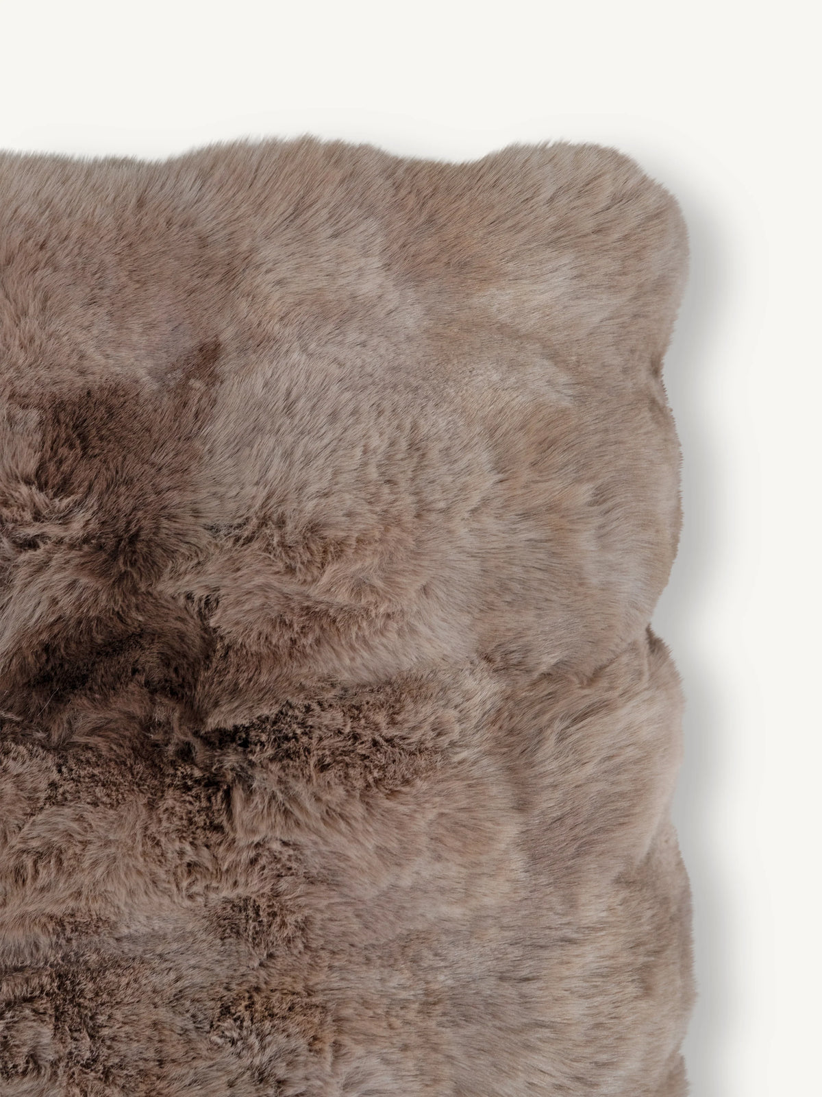 Colmore Faux Fur Plaid Luciana – in  Mocha Macchiato