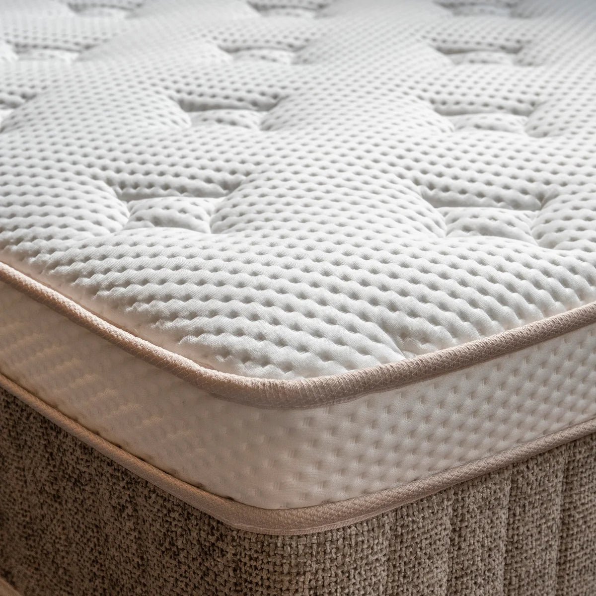 Colmore Bologna Boxspring 160x200 Skinny Latte